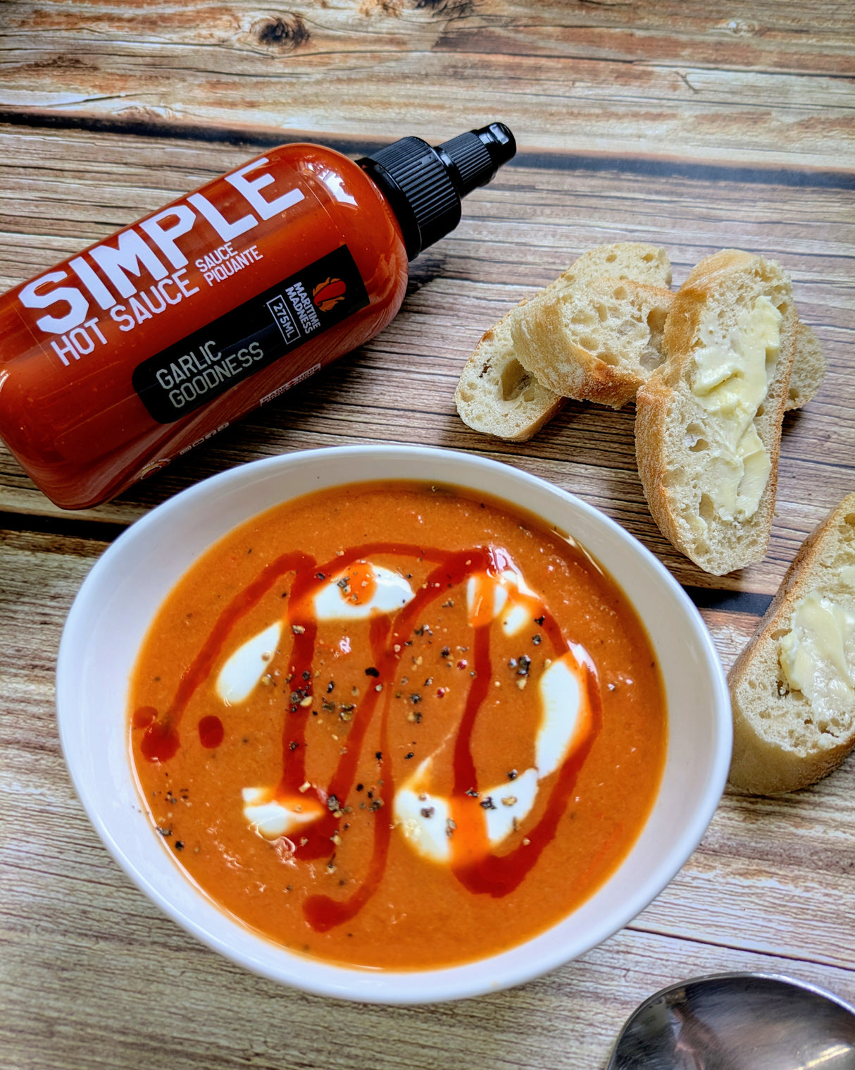 275mL Simple Garlic Goodness Hot Sauce